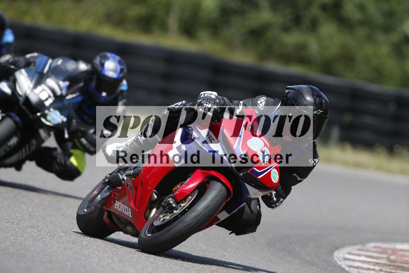 /30 23.06.2025 Get Faster Caremotion ADR/Rider Academy gruen/82